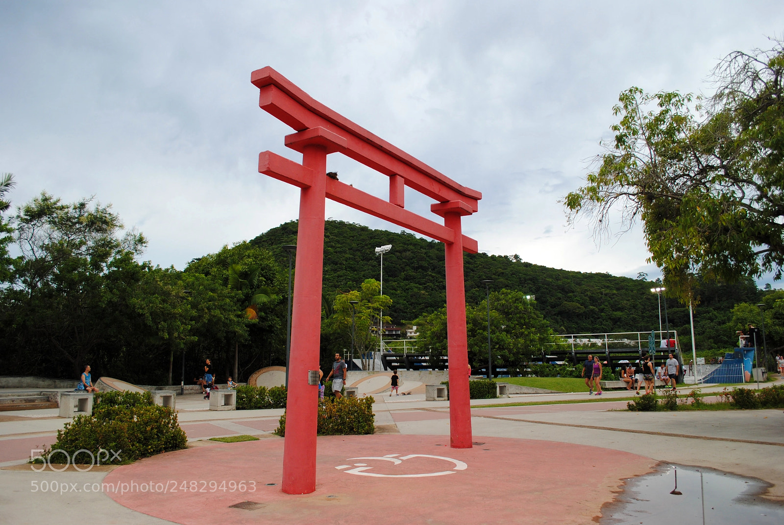 Nikon D3000 sample photo. Torii photography