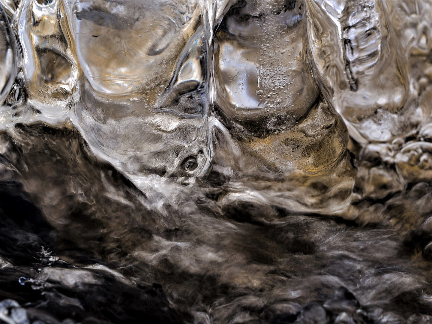 Olympus PEN E-PM2 sample photo. Ice photography