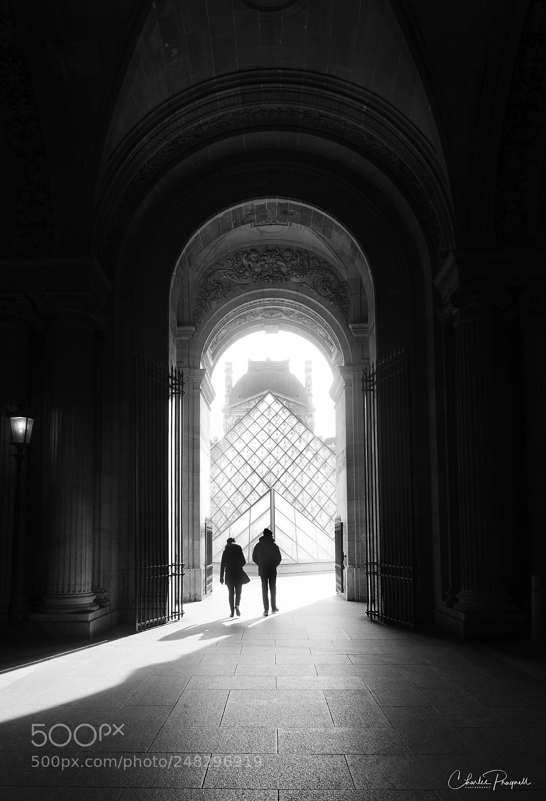 Olympus OM-D E-M5 II sample photo. Louvre museum, paris photography
