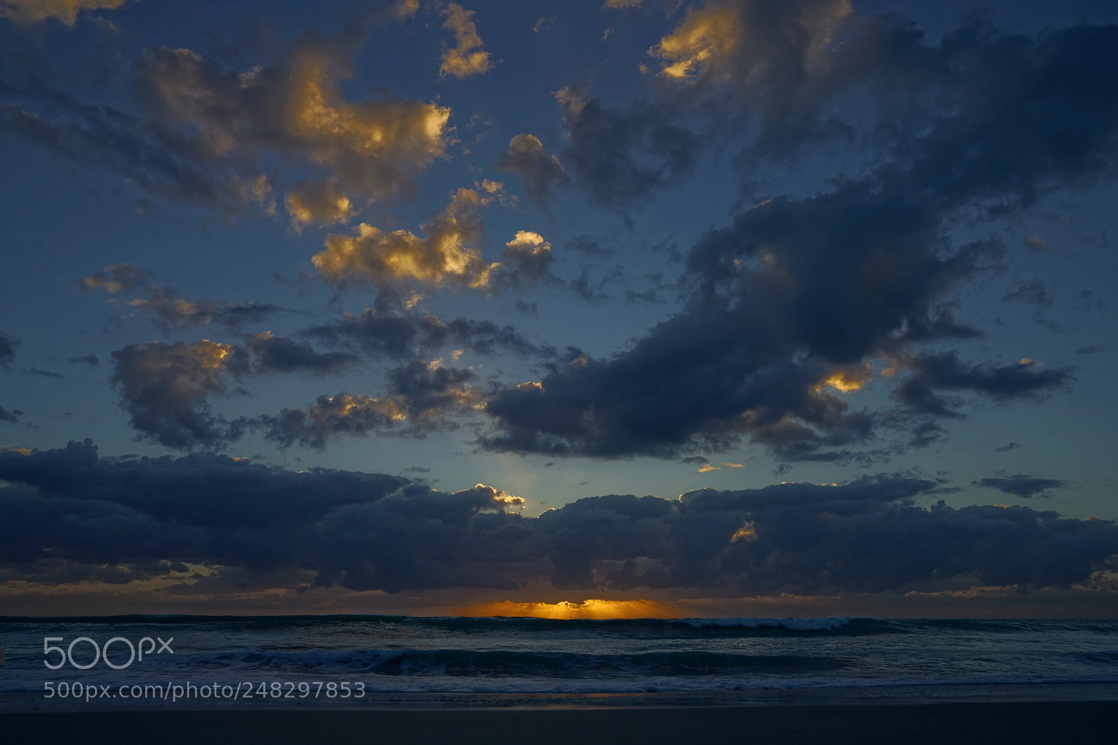 Sony a7R II sample photo. Good morning hollywood beach photography