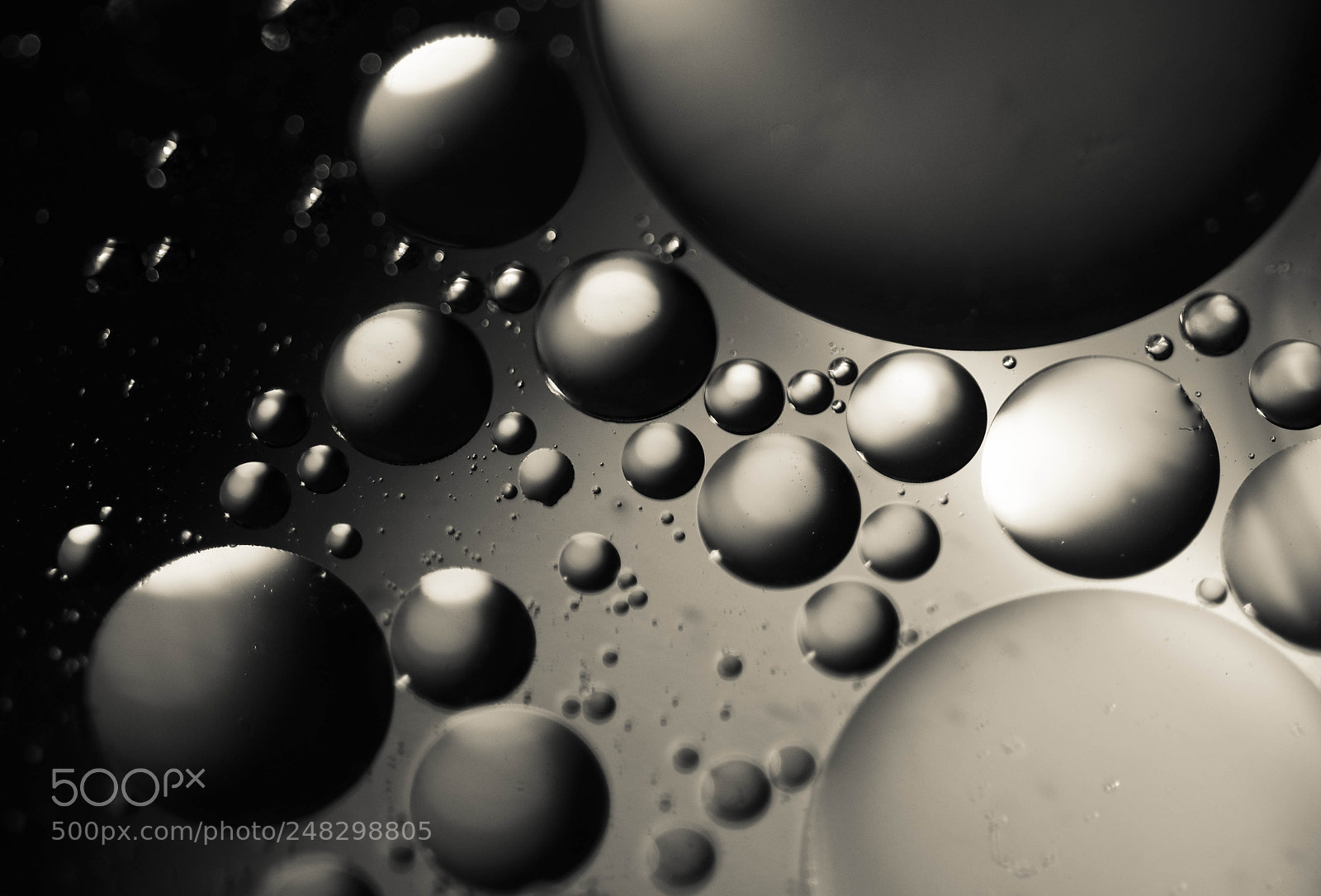 Nikon D5100 sample photo. Oil on water photography