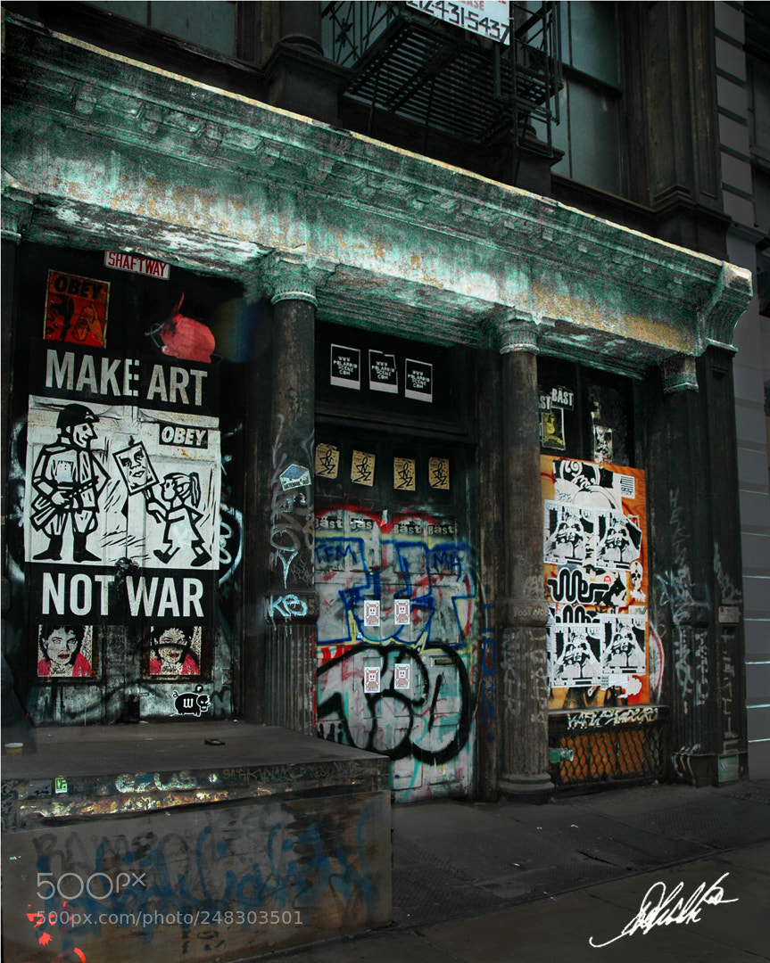Nikon D70 sample photo. Soho street art photography