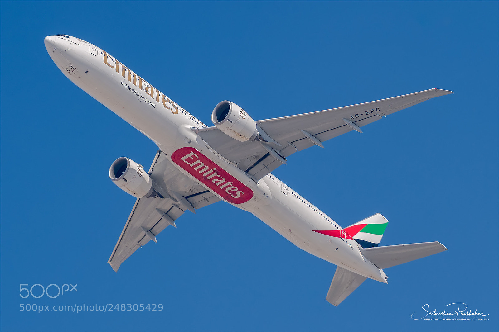 Nikon D5500 sample photo. Emirates boeing 777-300er a6-epc photography