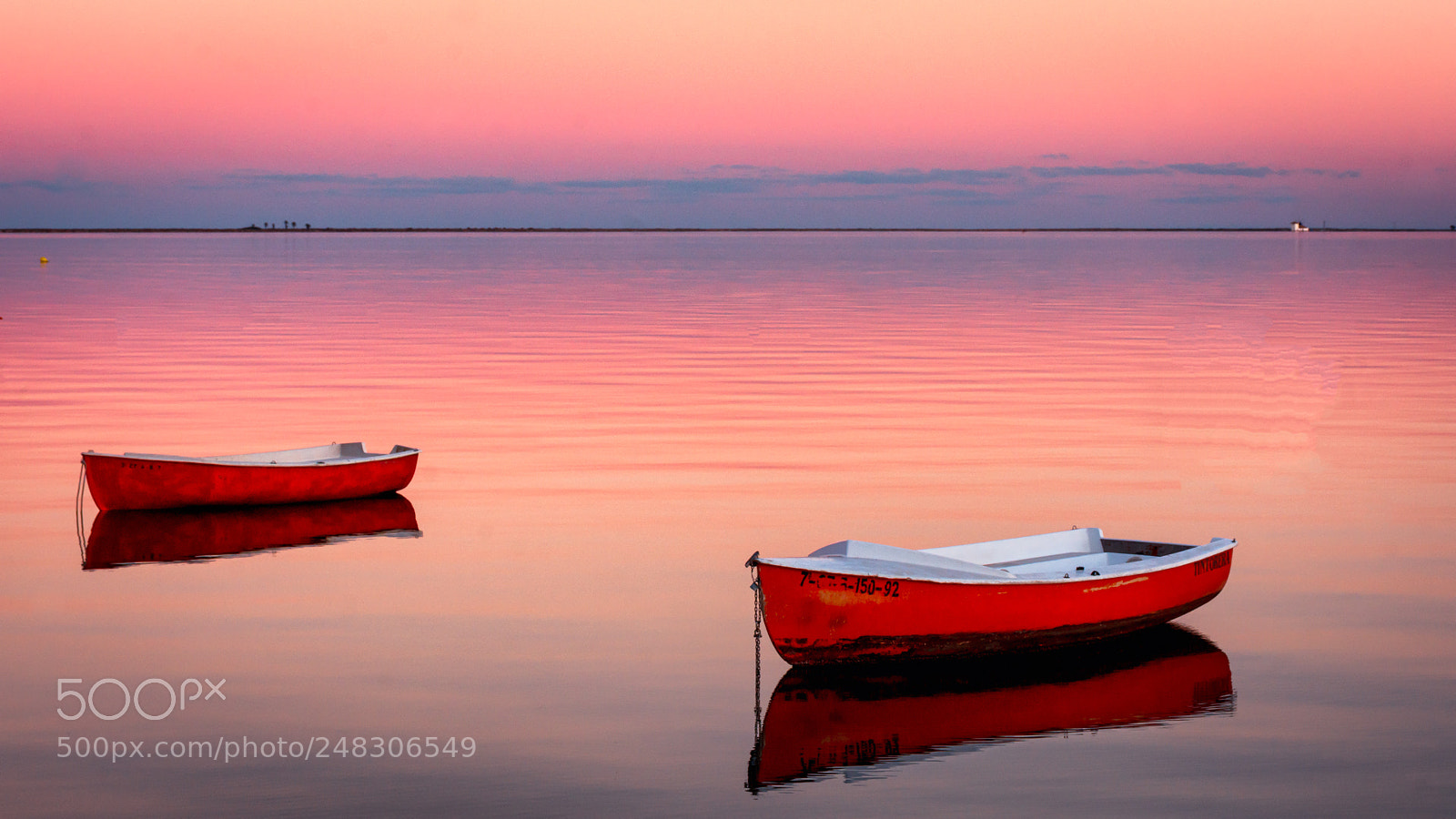 Nikon D7200 sample photo. Red boats photography