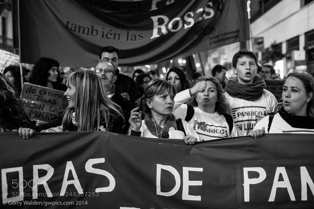 Fujifilm X-Pro1 sample photo. Women's rights march photography