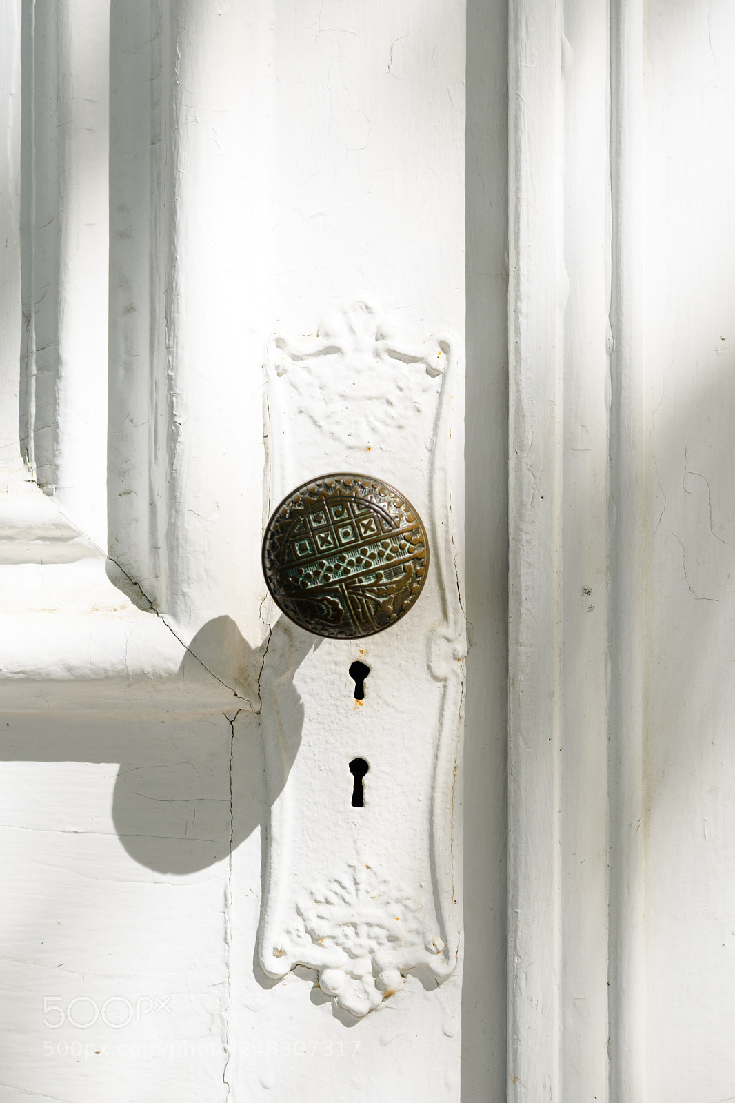 Nikon D500 sample photo. A shadowy knob photography