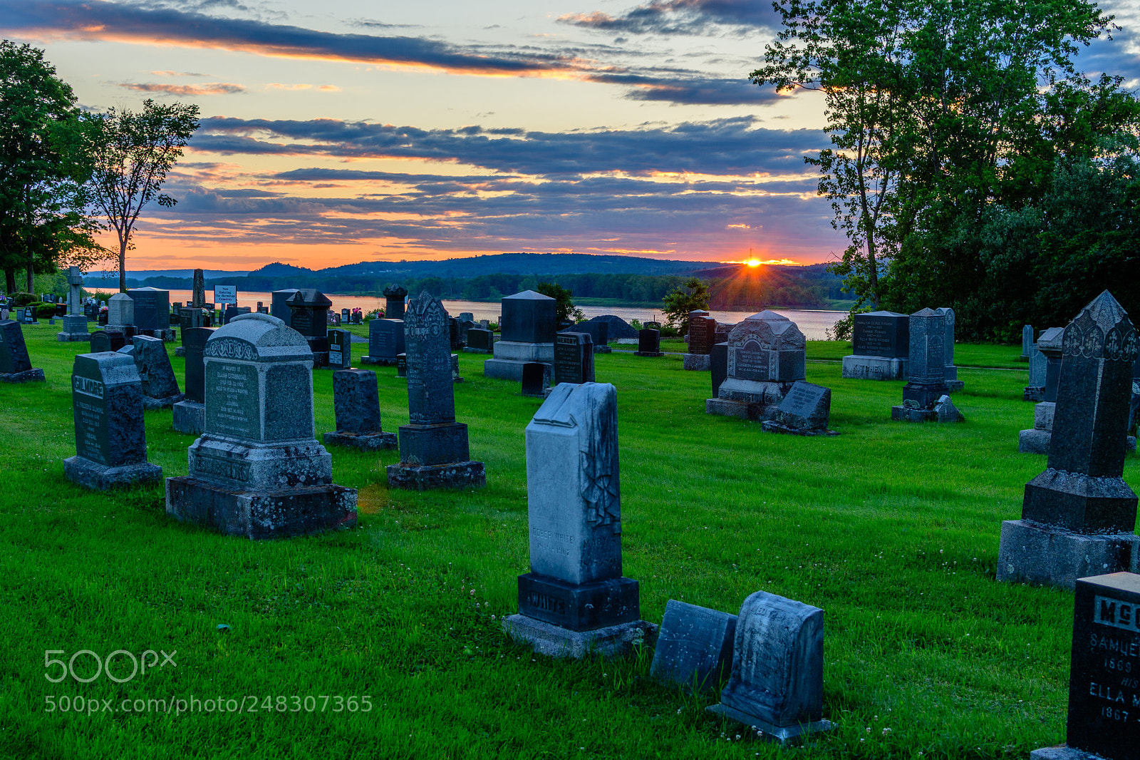 Nikon D500 sample photo. Cemetery sunset photography