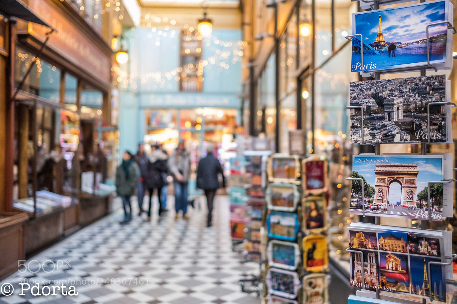 Fujifilm X-Pro2 sample photo. Shopping in paris photography
