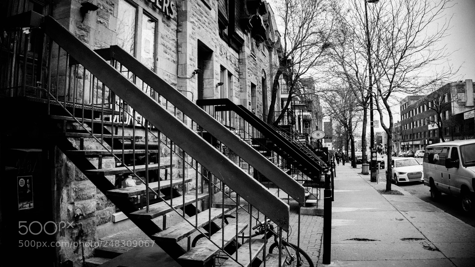 Sony Alpha a3500 sample photo. Montreal life photography