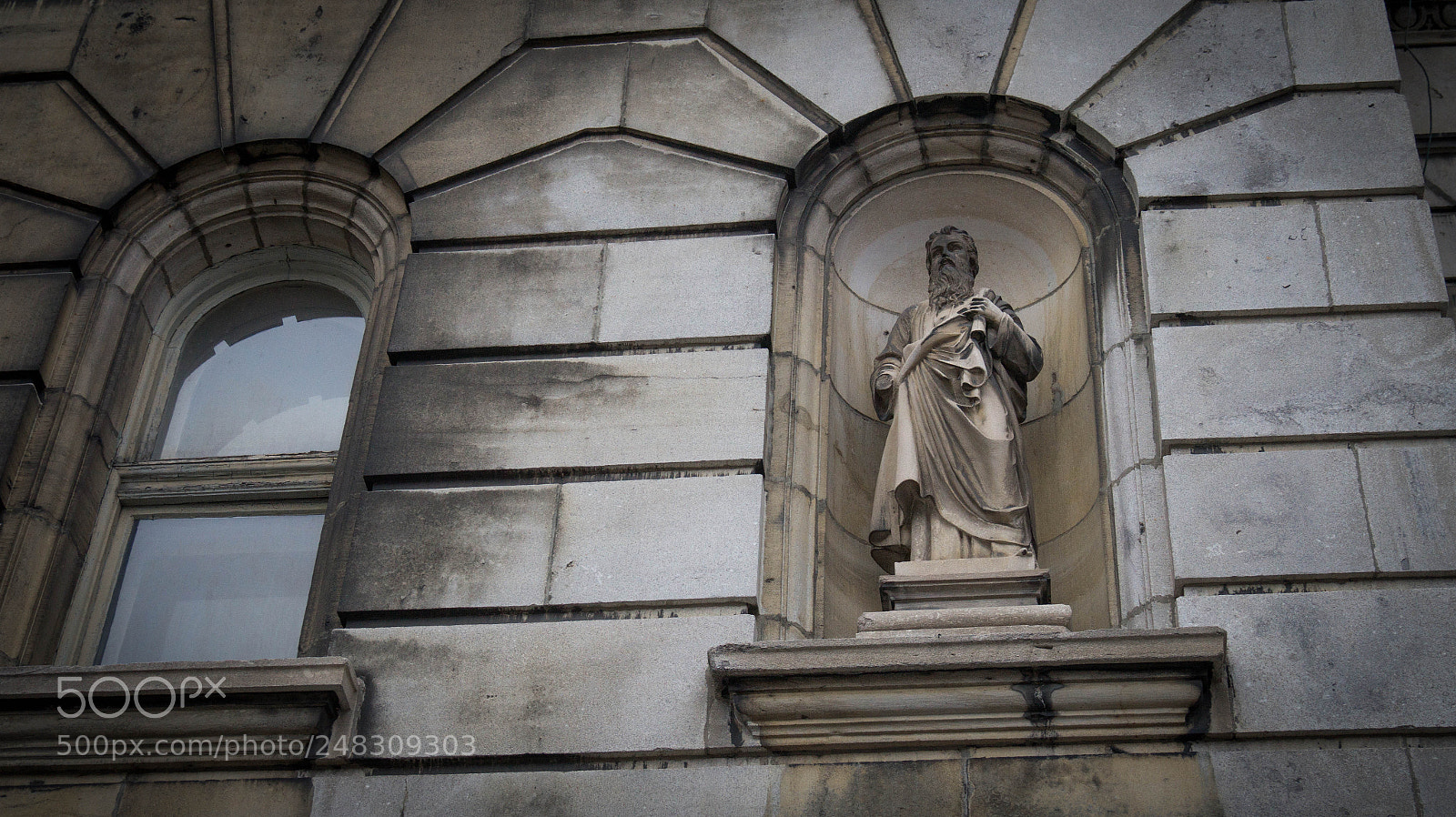 Sony Alpha a3500 sample photo. Montreal life photography