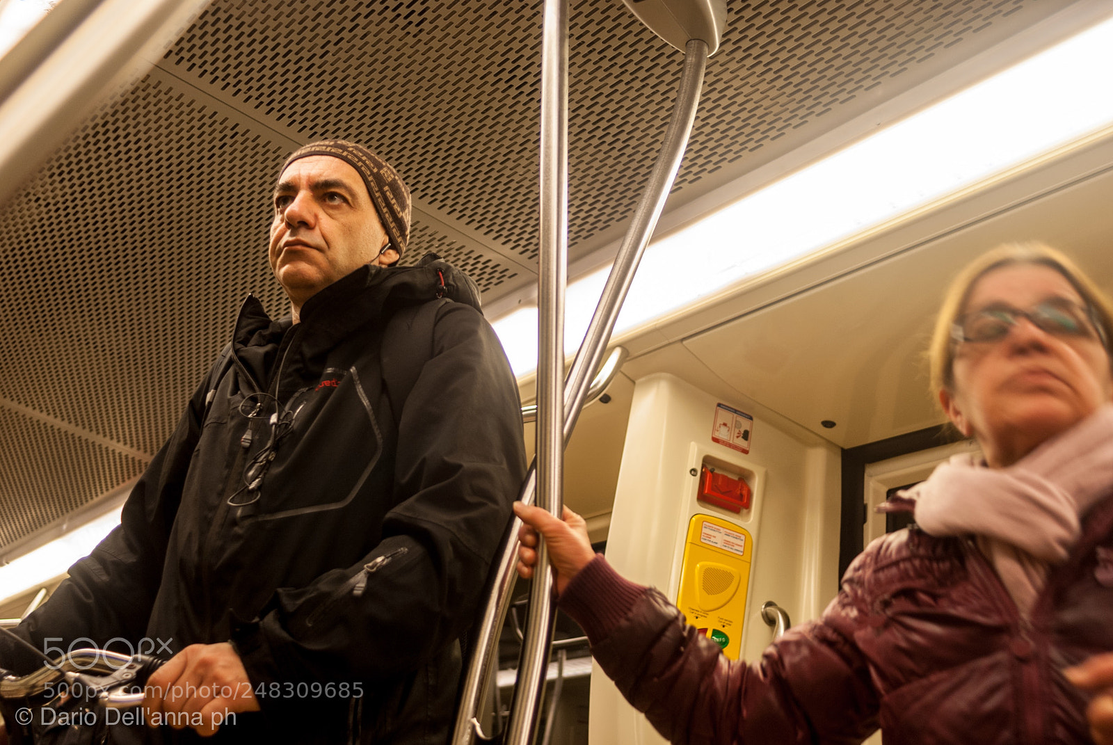 Sony Alpha DSLR-A300 sample photo. Metro stream of cousciousness photography