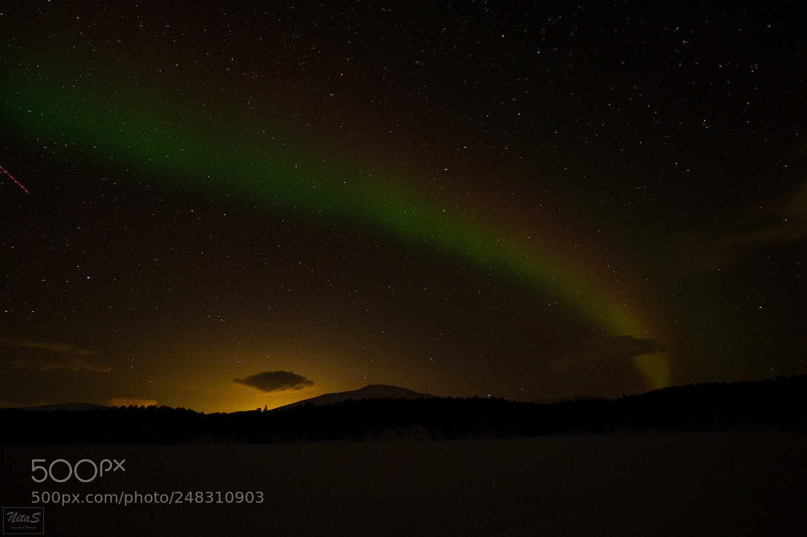 Olympus OM-D E-M1 Mark II sample photo. Northern lights over the photography