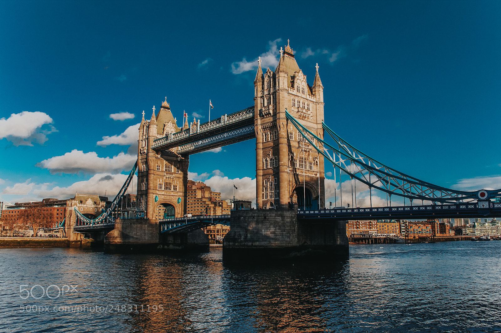 Canon EOS 600D (Rebel EOS T3i / EOS Kiss X5) sample photo. Tower bridge photography