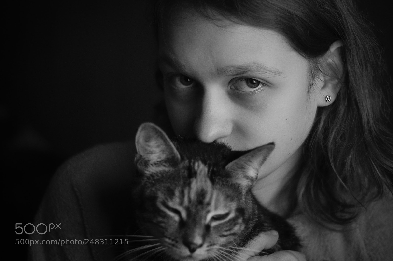 Sony a99 II sample photo. Girl with a cat photography