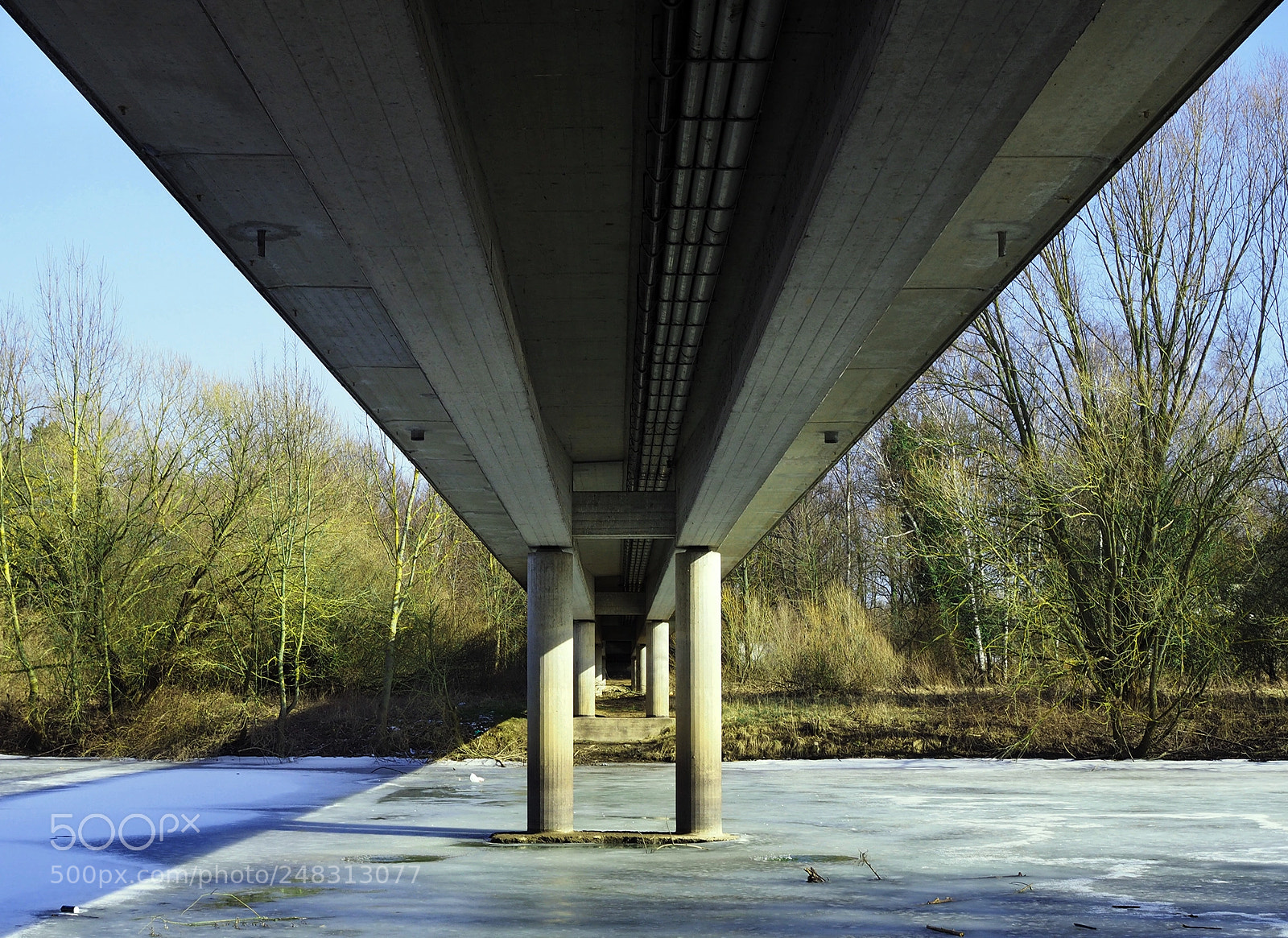 Olympus OM-D E-M1 sample photo. Bridge over frozen water photography
