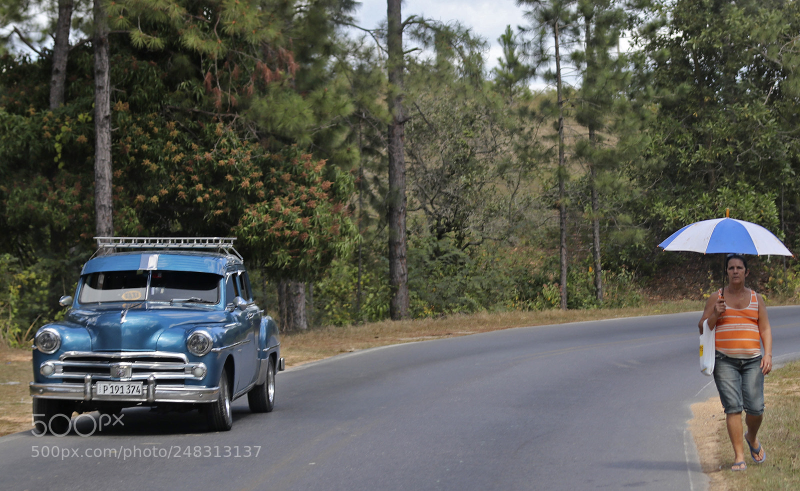 Canon EOS 80D sample photo. Blue on the road photography