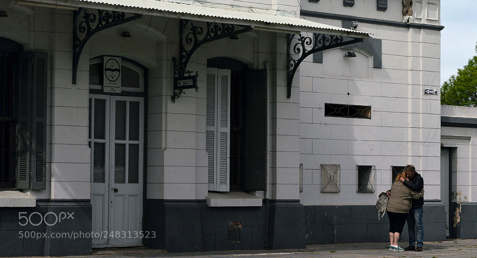 Nikon D3200 sample photo. Train station photography