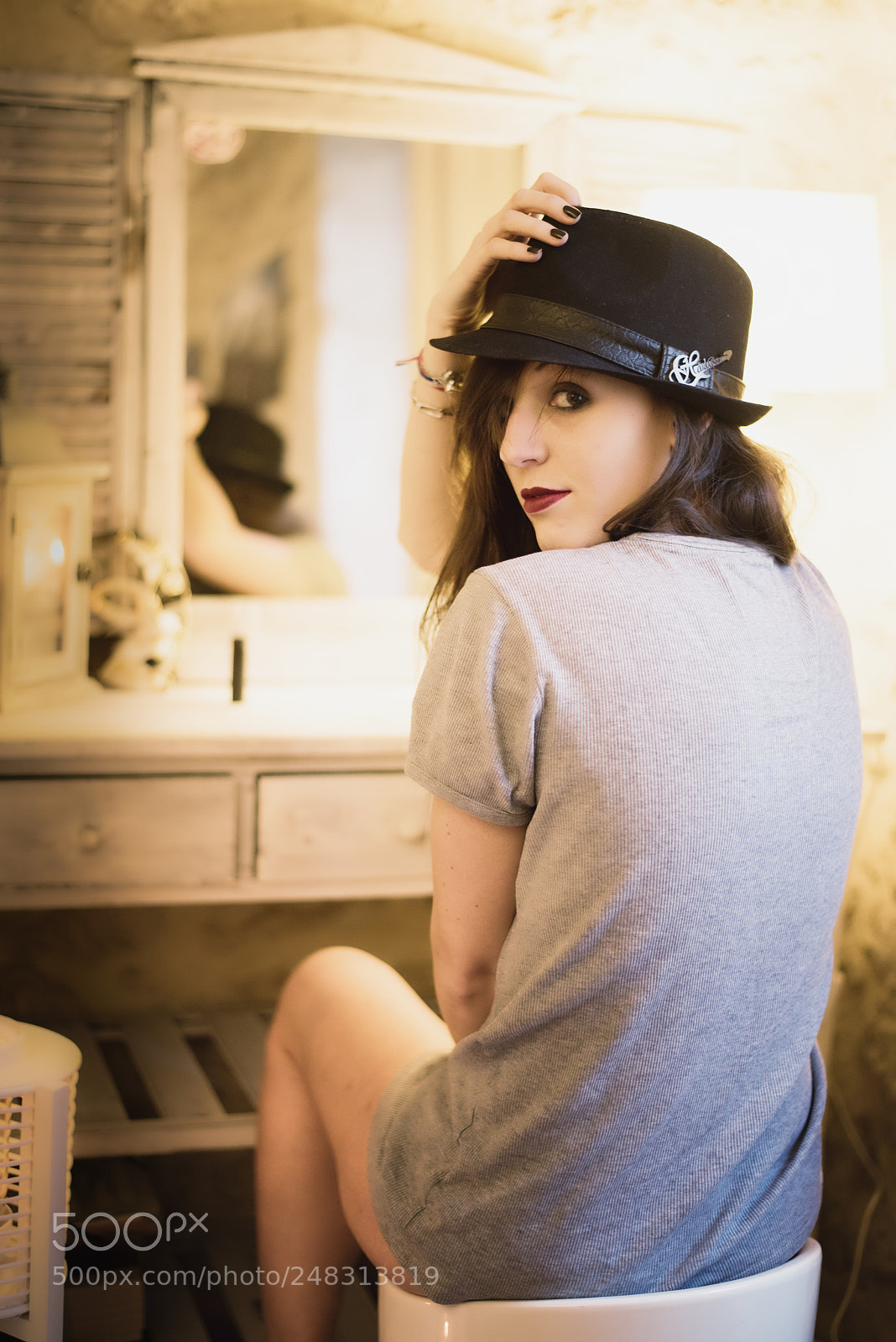 Nikon D810 sample photo. Elodie : hat portrait photography