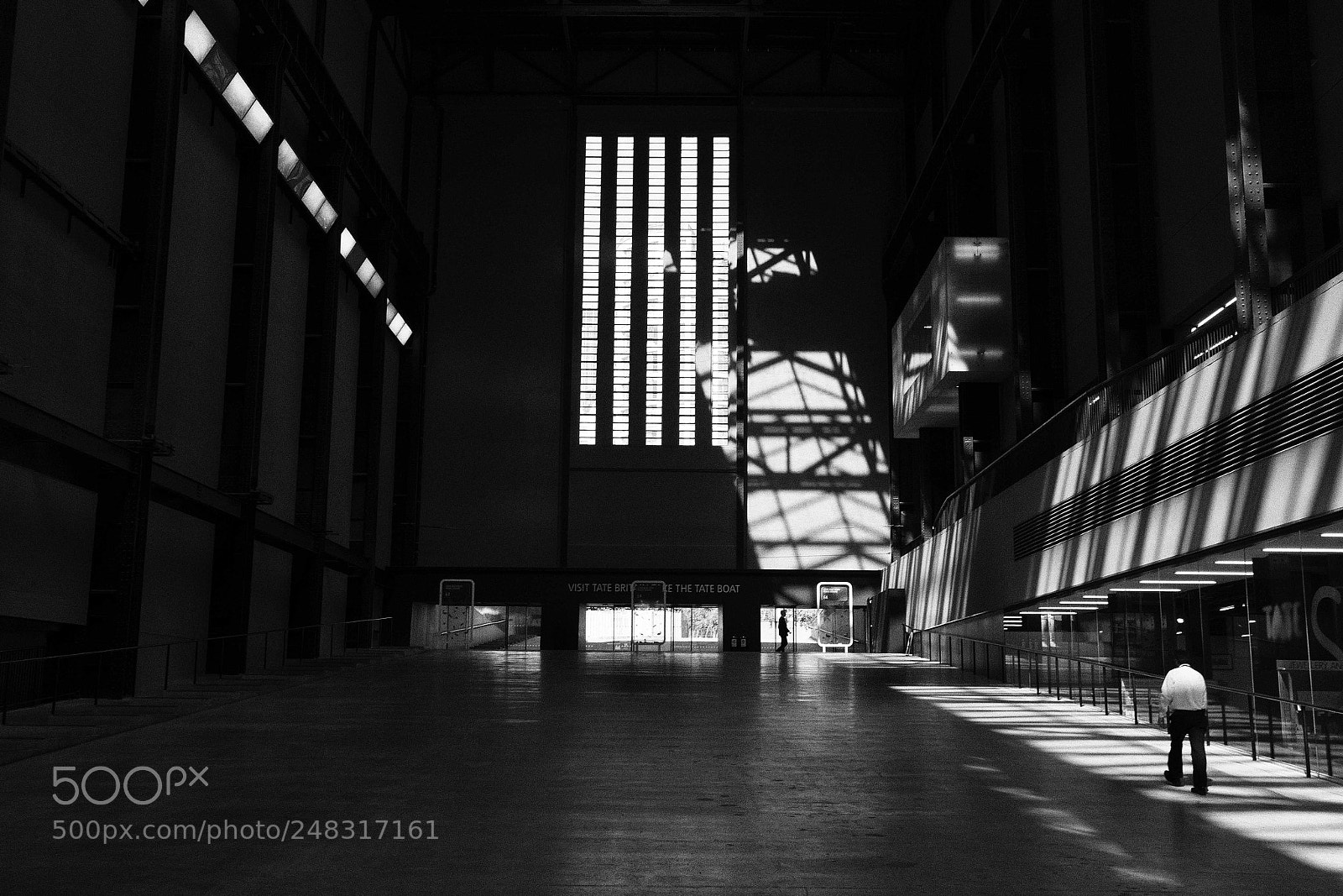 Leica M9 sample photo. Tate photography