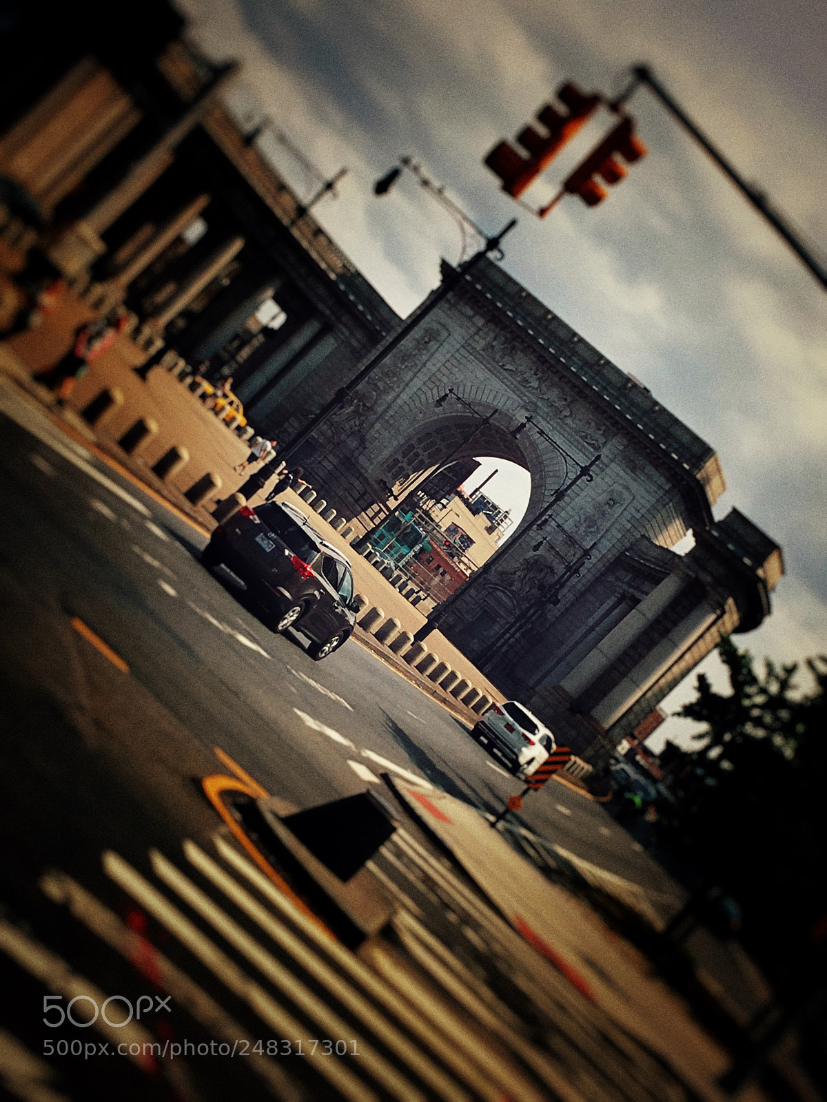 Apple iPhone 6s Plus sample photo. Street wanderer photography