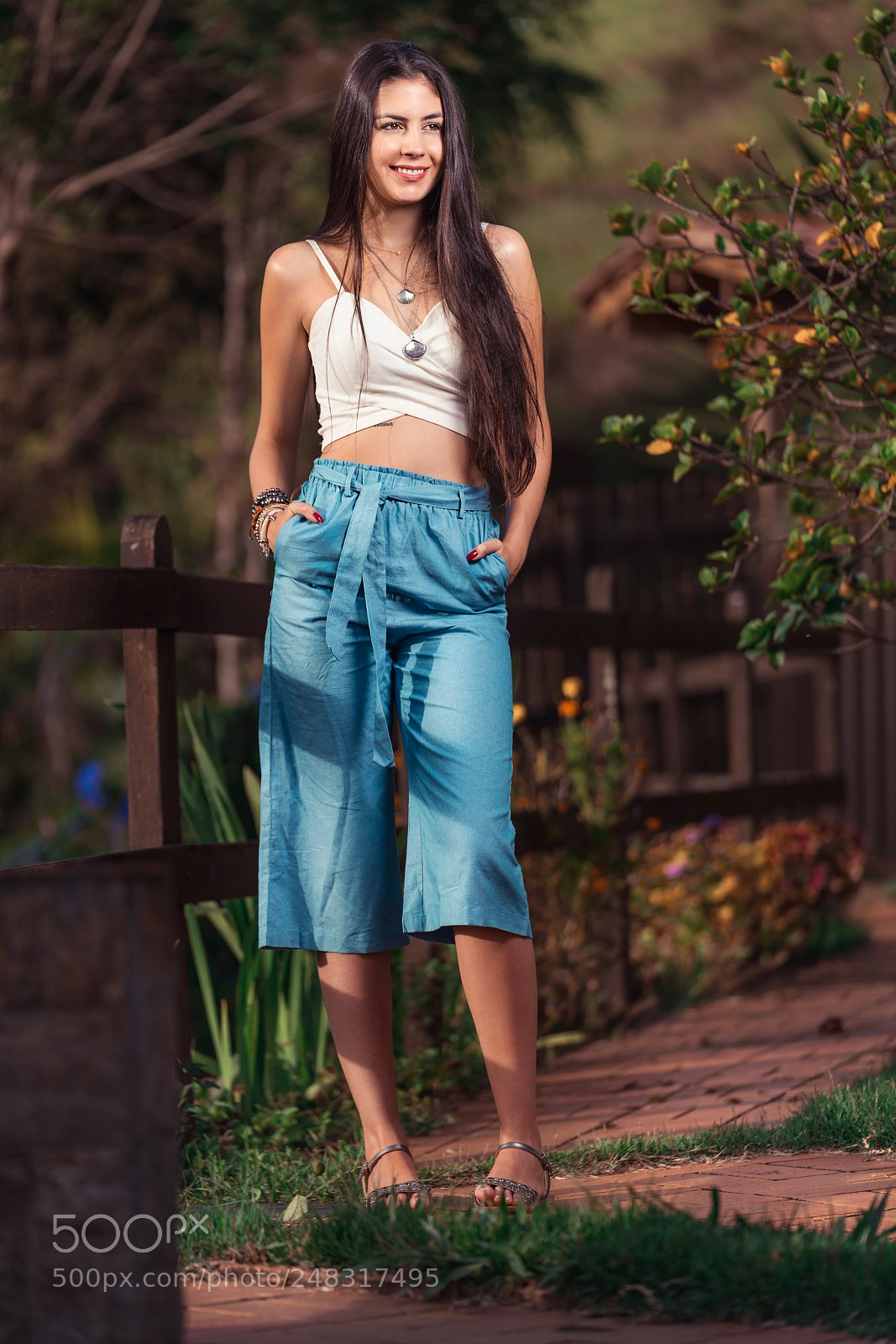 Sony a7R II sample photo. Fashion garden photography