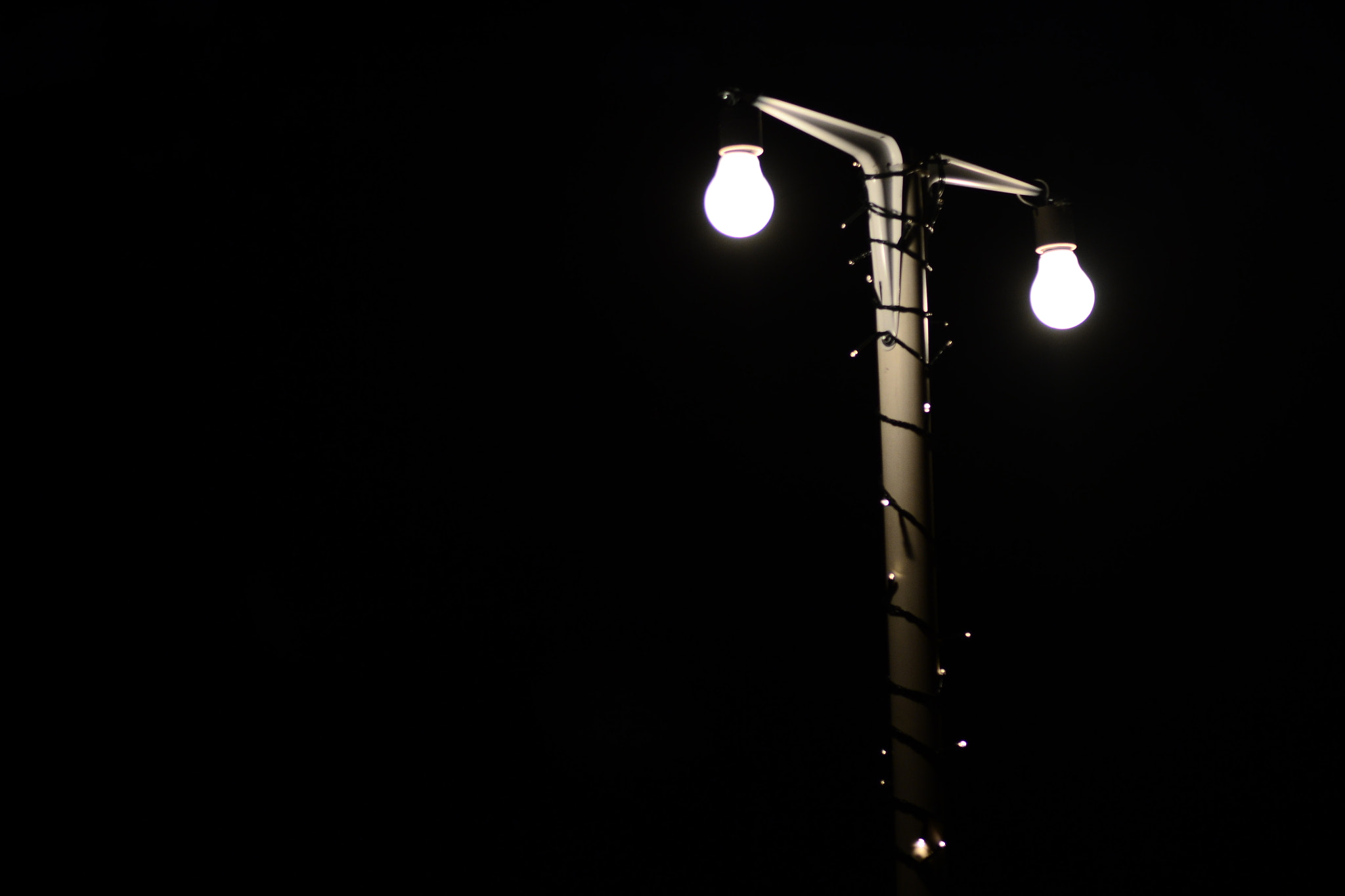 Nikon AF Nikkor 70-300mm F4-5.6G sample photo. Road lights photography
