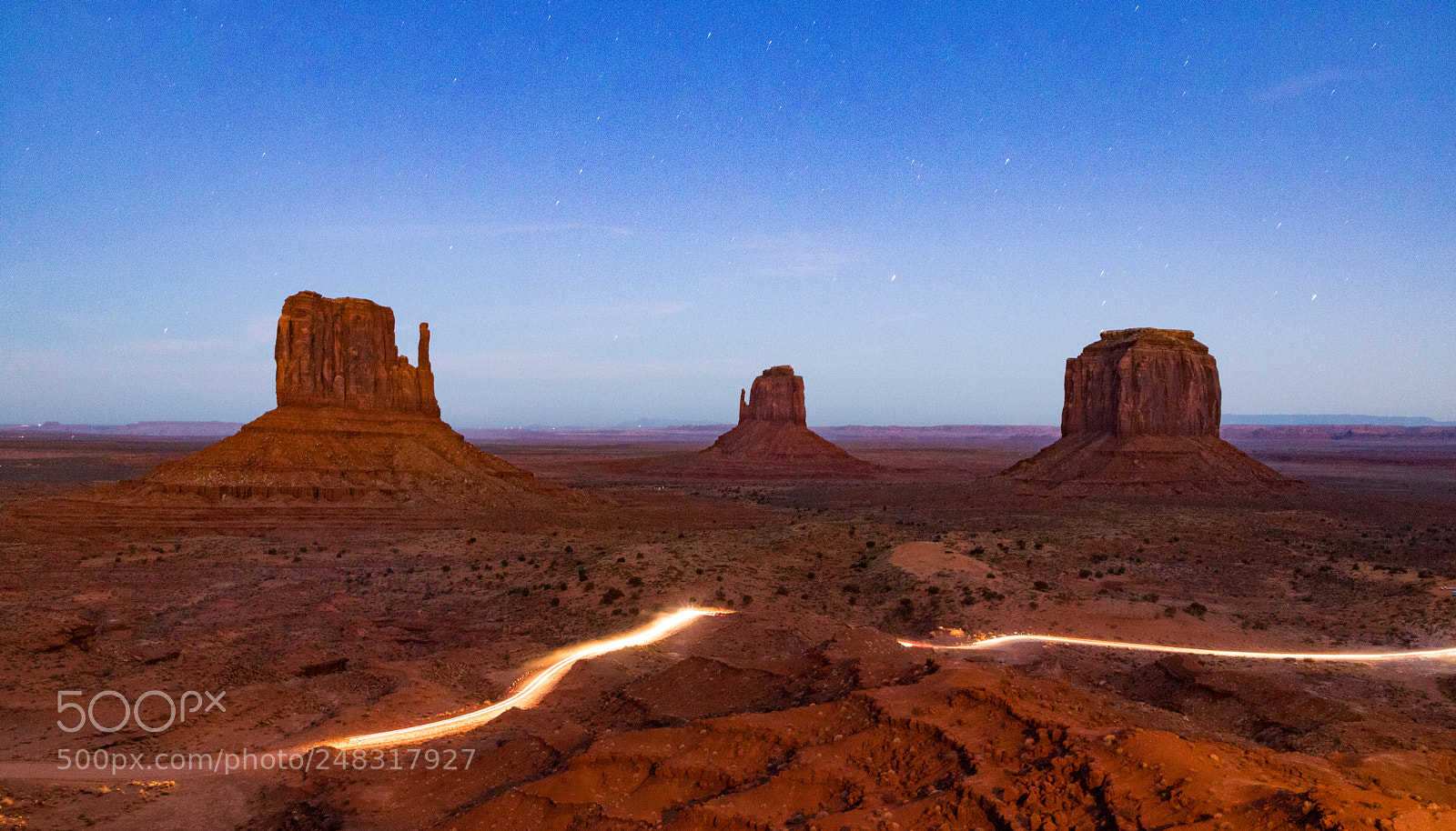 Canon EOS 6D Mark II sample photo. Light trails in beautiful photography