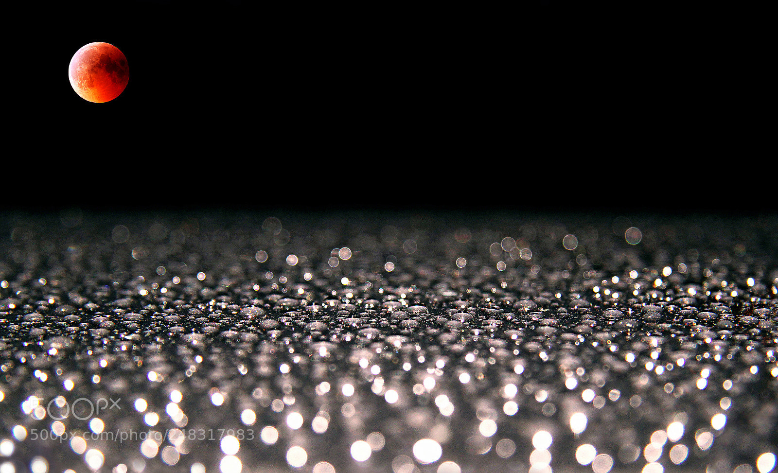 Canon EOS 500D (EOS Rebel T1i / EOS Kiss X3) sample photo. Red moon ..metallic rain photography