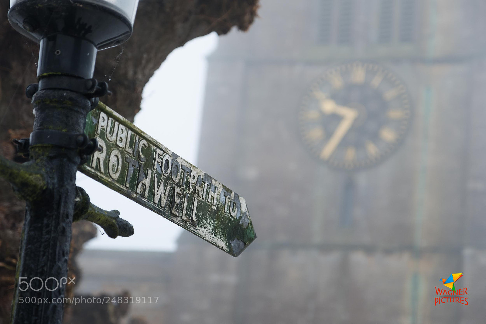 Fujifilm X-T2 sample photo. Public footpath... photography
