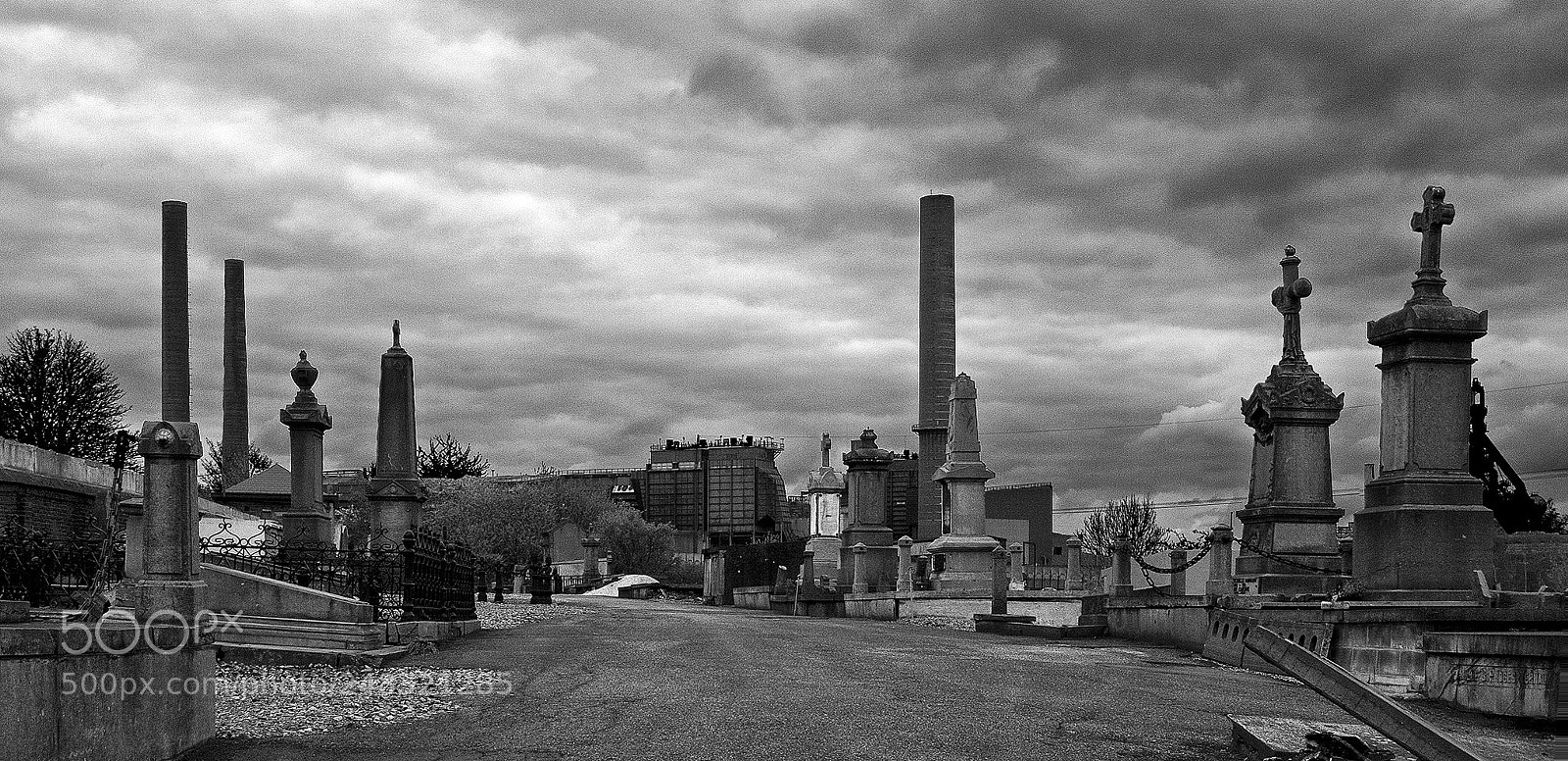 Canon EOS 400D (EOS Digital Rebel XTi / EOS Kiss Digital X) sample photo. Charleroi graveyard and chimneys photography