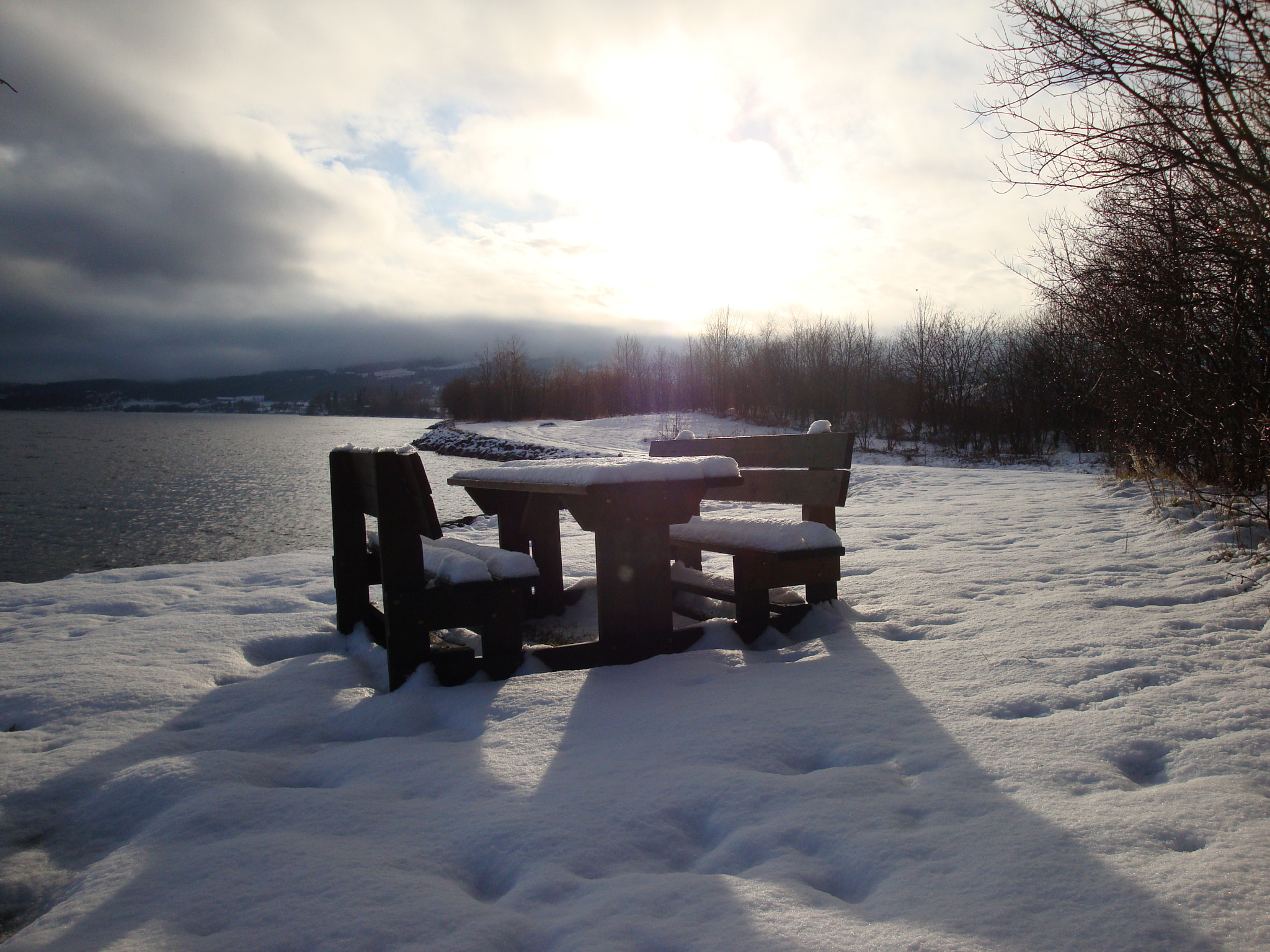 Sony Cyber-shot DSC-W170 sample photo. Lonely table photography