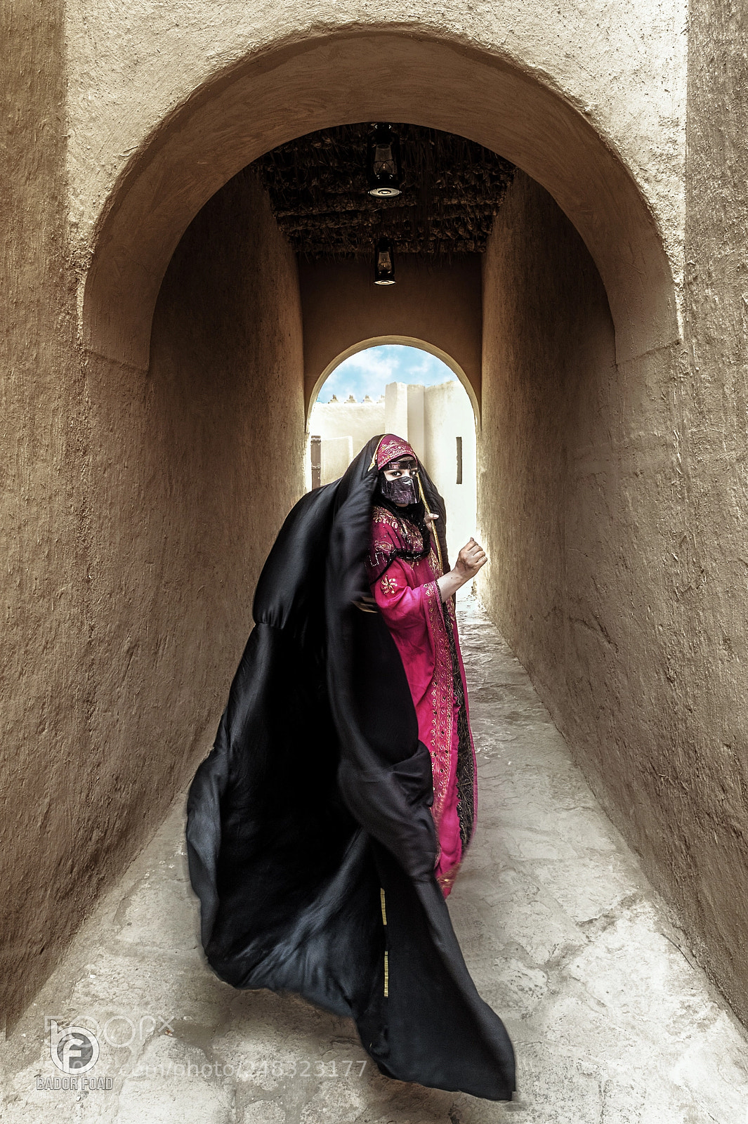 Nikon D4 sample photo. She looked at me photography