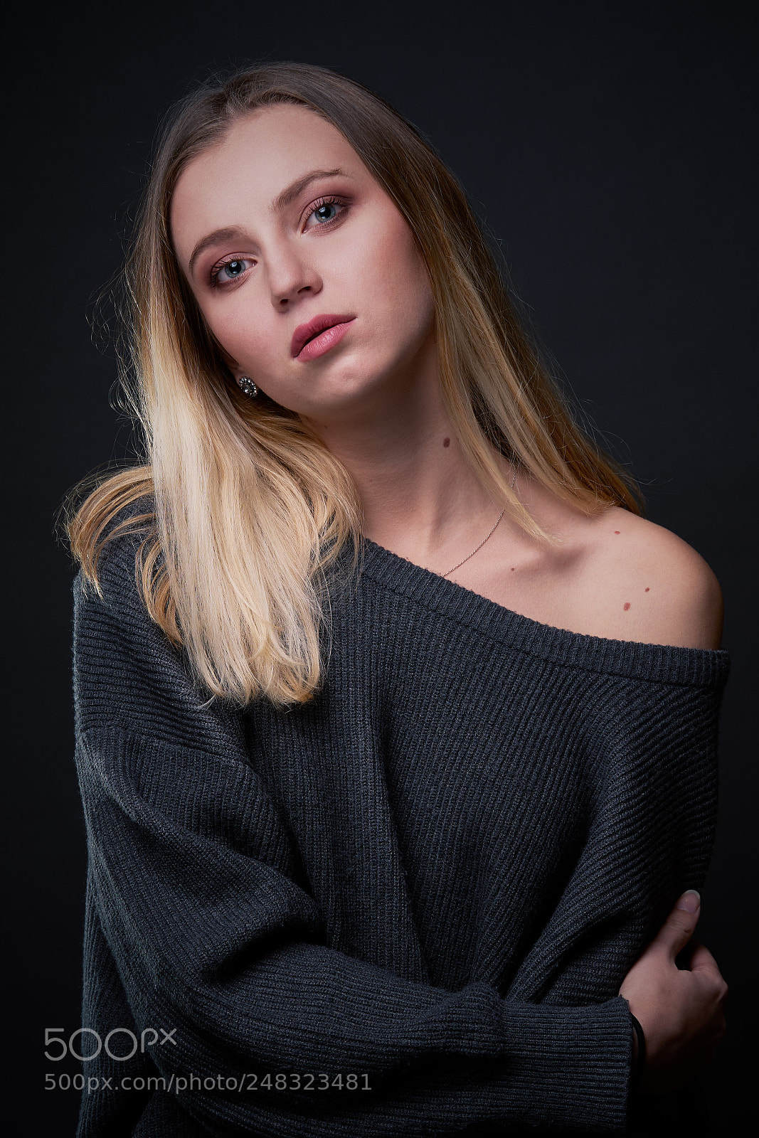 Sony a7 II sample photo. Tender darkness photography