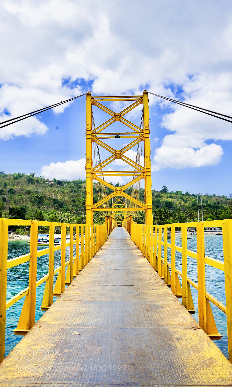 Sony a7 II sample photo. Yellow bridge, nusa lembongan photography