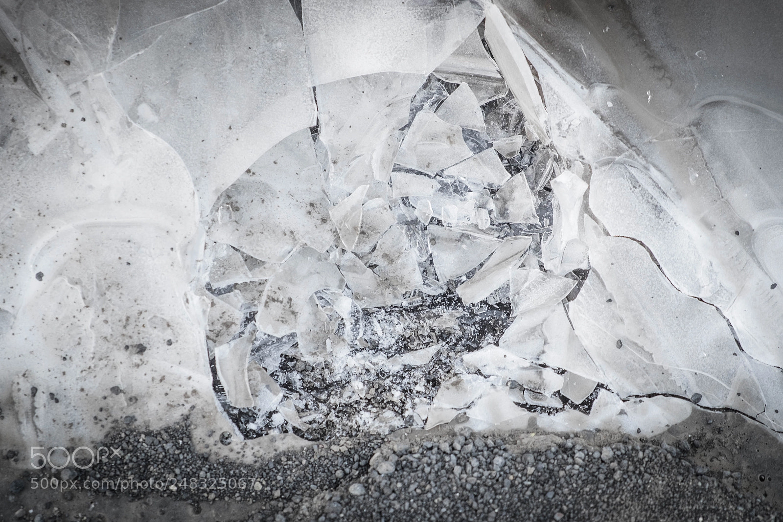 Fujifilm X-T10 sample photo. Shattered photography