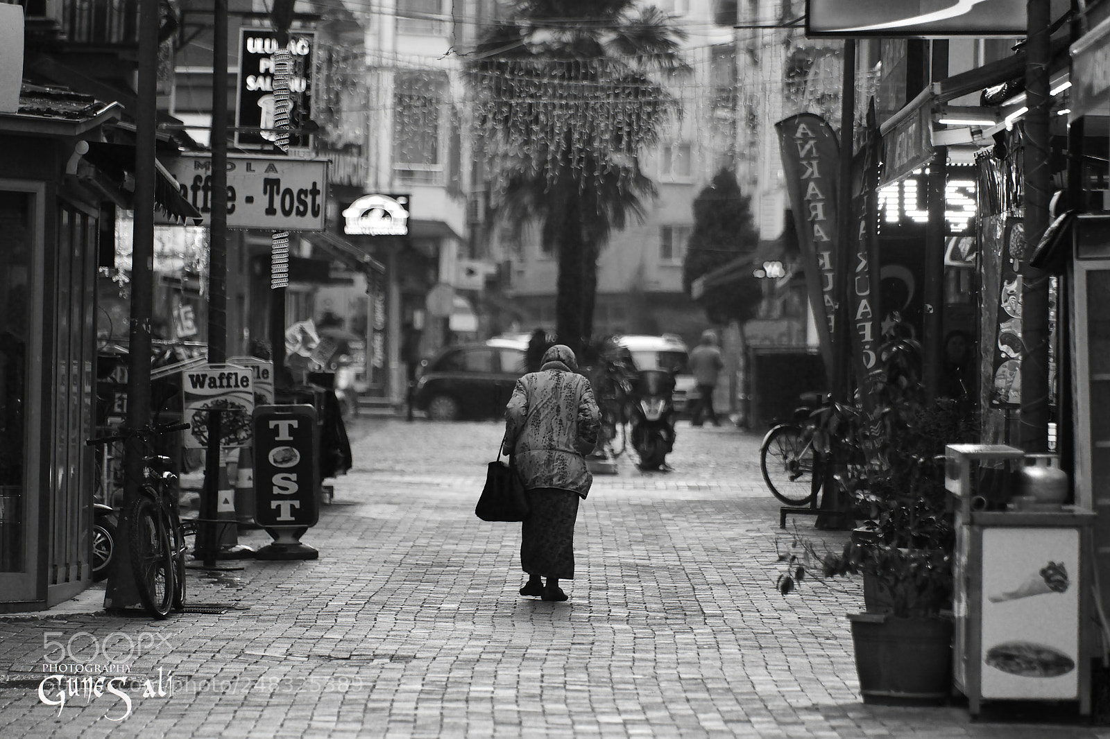 Nikon D7100 sample photo. Yaşlı kadın photography