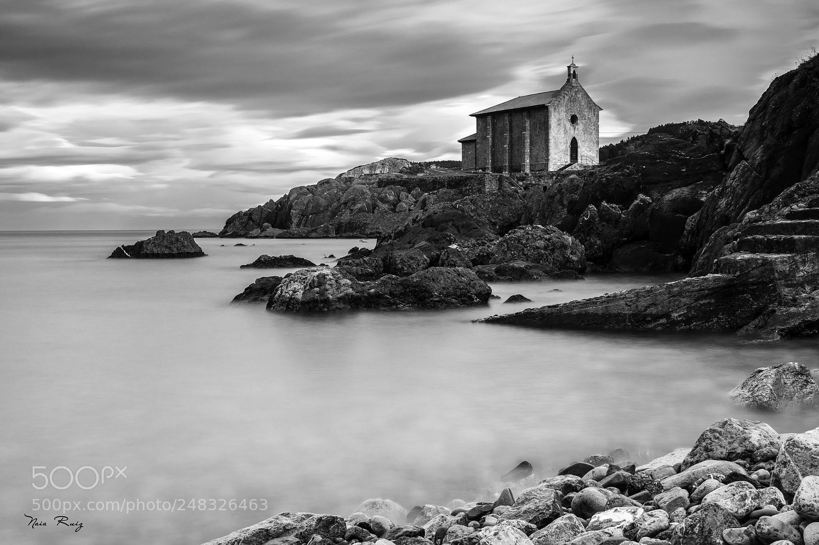 Canon EOS 6D Mark II sample photo. Mundaka photography