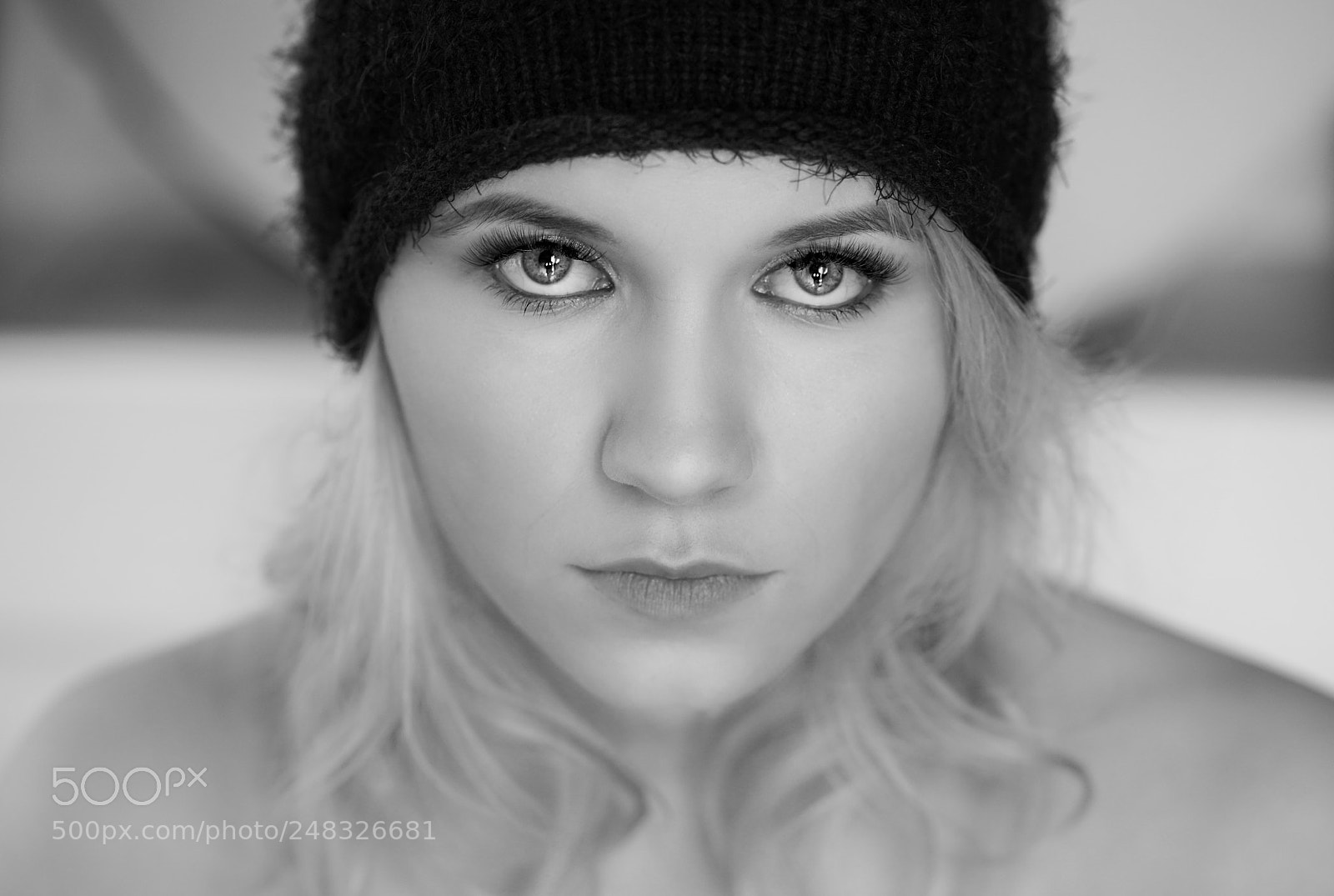 Sony a7R III sample photo. Annika #bw# photography