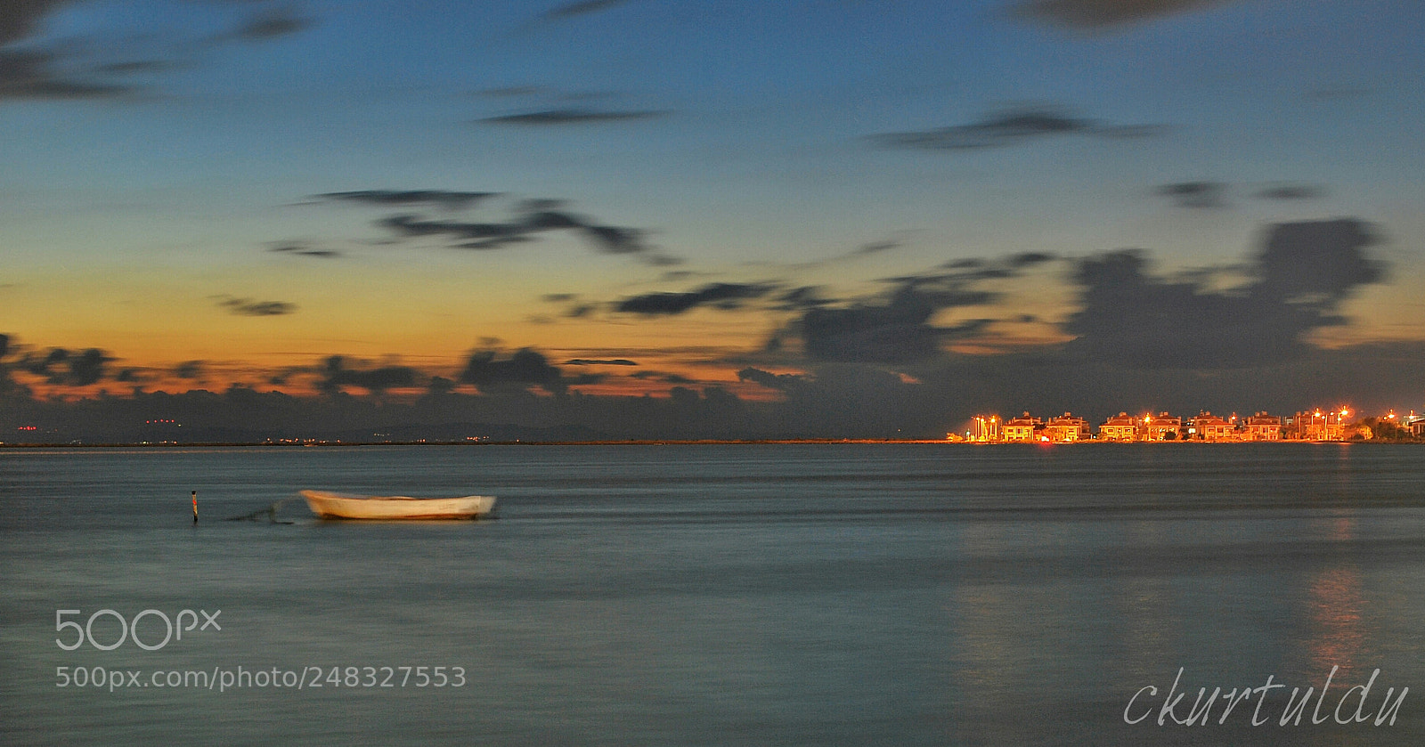 Nikon D60 sample photo. Alone in the sea photography