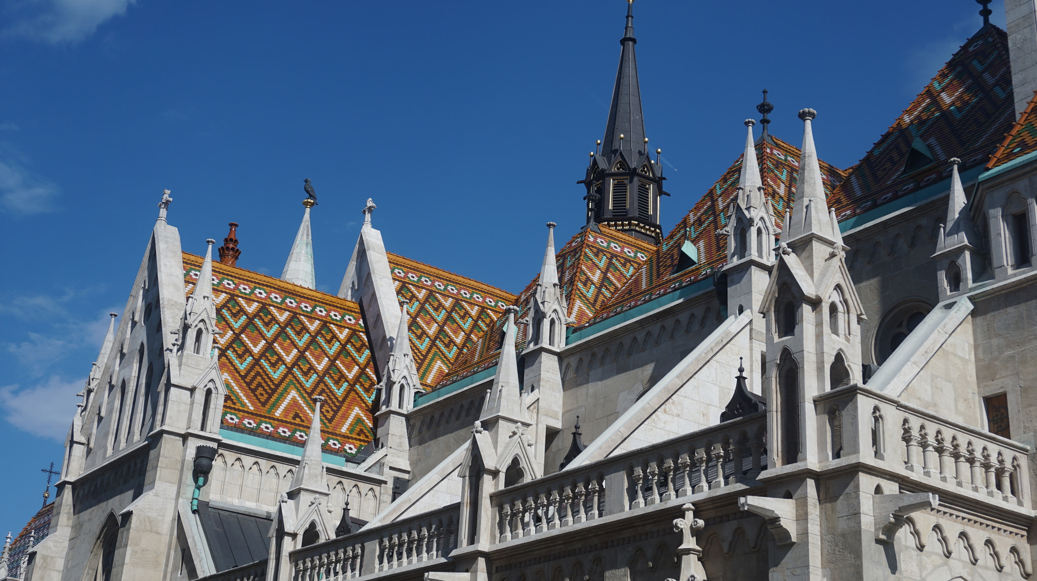 Sony a6000 + Sony E 18-50mm F4-5.6 sample photo. St. matthew church in budapest photography