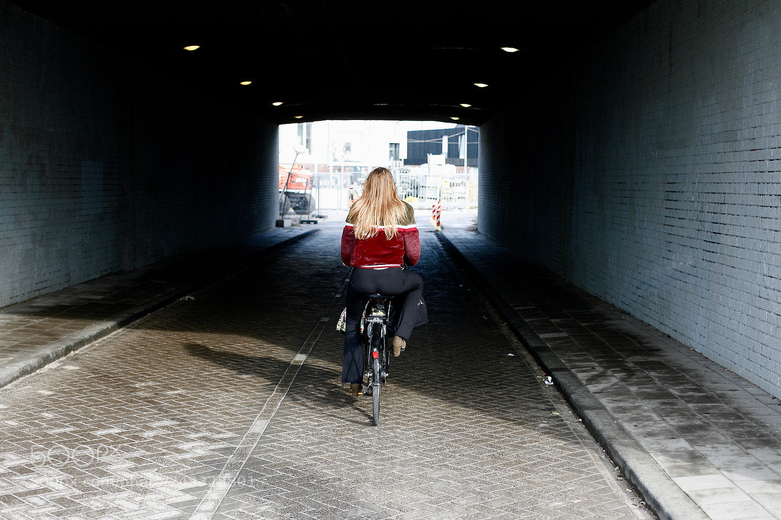 Canon EOS 5D sample photo. Into the light photography