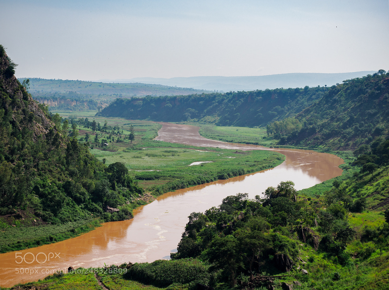 Olympus OM-D E-M5 II sample photo. Kagera river photography