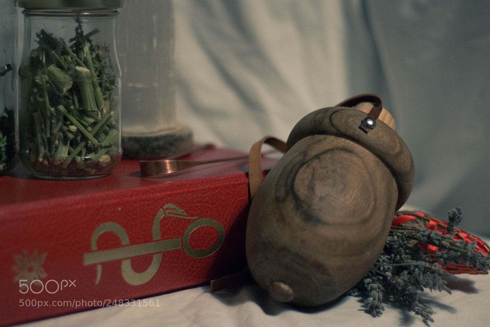 Canon EOS 100D (EOS Rebel SL1 / EOS Kiss X7) sample photo. Medicinal stuff photography