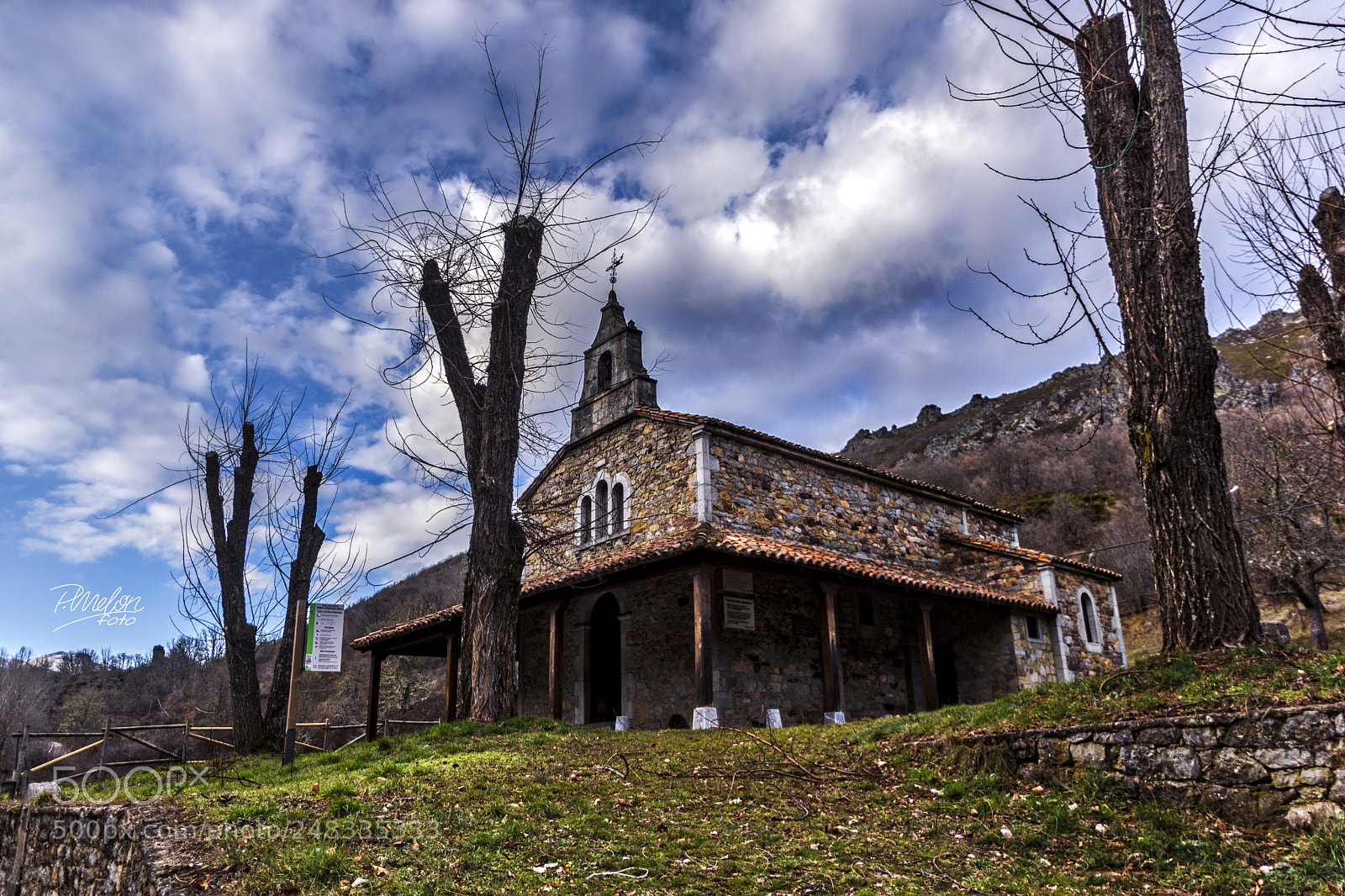Sony SLT-A68 sample photo. Ermita virgen del roblo photography