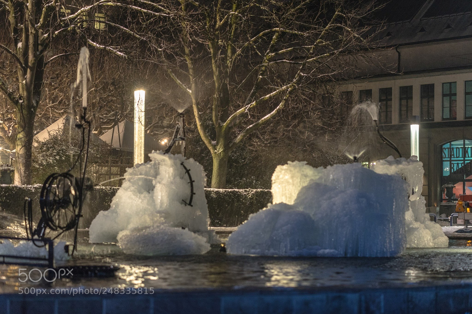 Sony a7 II sample photo. Vereister tinguely-brunnen photography