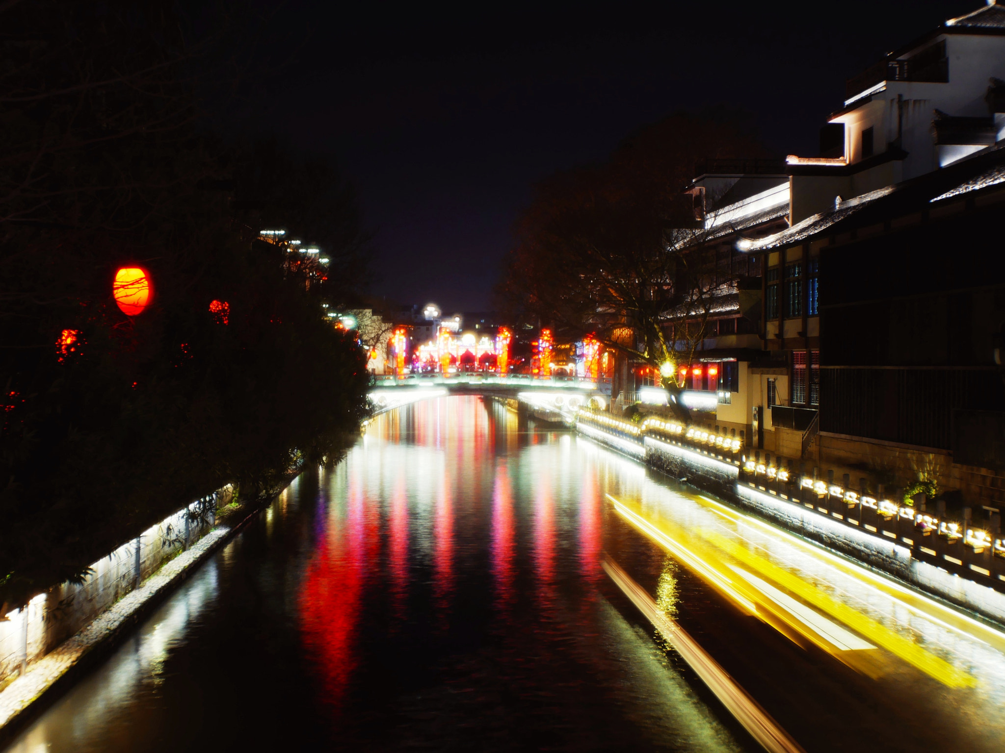 Panasonic Lumix DC-GX850 (Lumix DC-GX800 / Lumix DC-GF9) sample photo. Night of confucius temple in nanjing photography