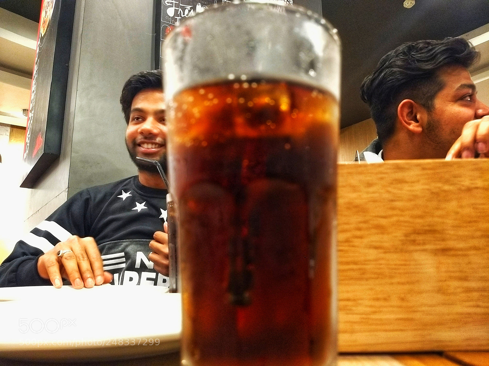Motorola Moto G (5) Plus sample photo. Don't this picture look photography