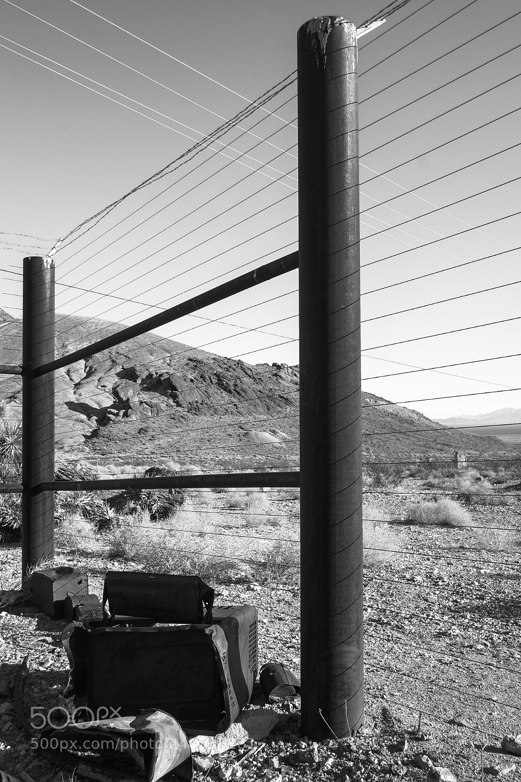 Fujifilm X-Pro1 sample photo. Fenced in photography
