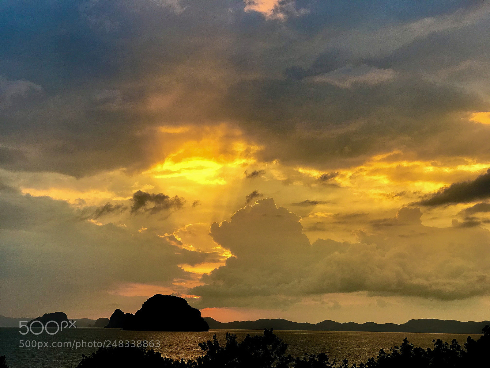 Apple iPhone 7 Plus sample photo. Amphoe mueang krabi photography
