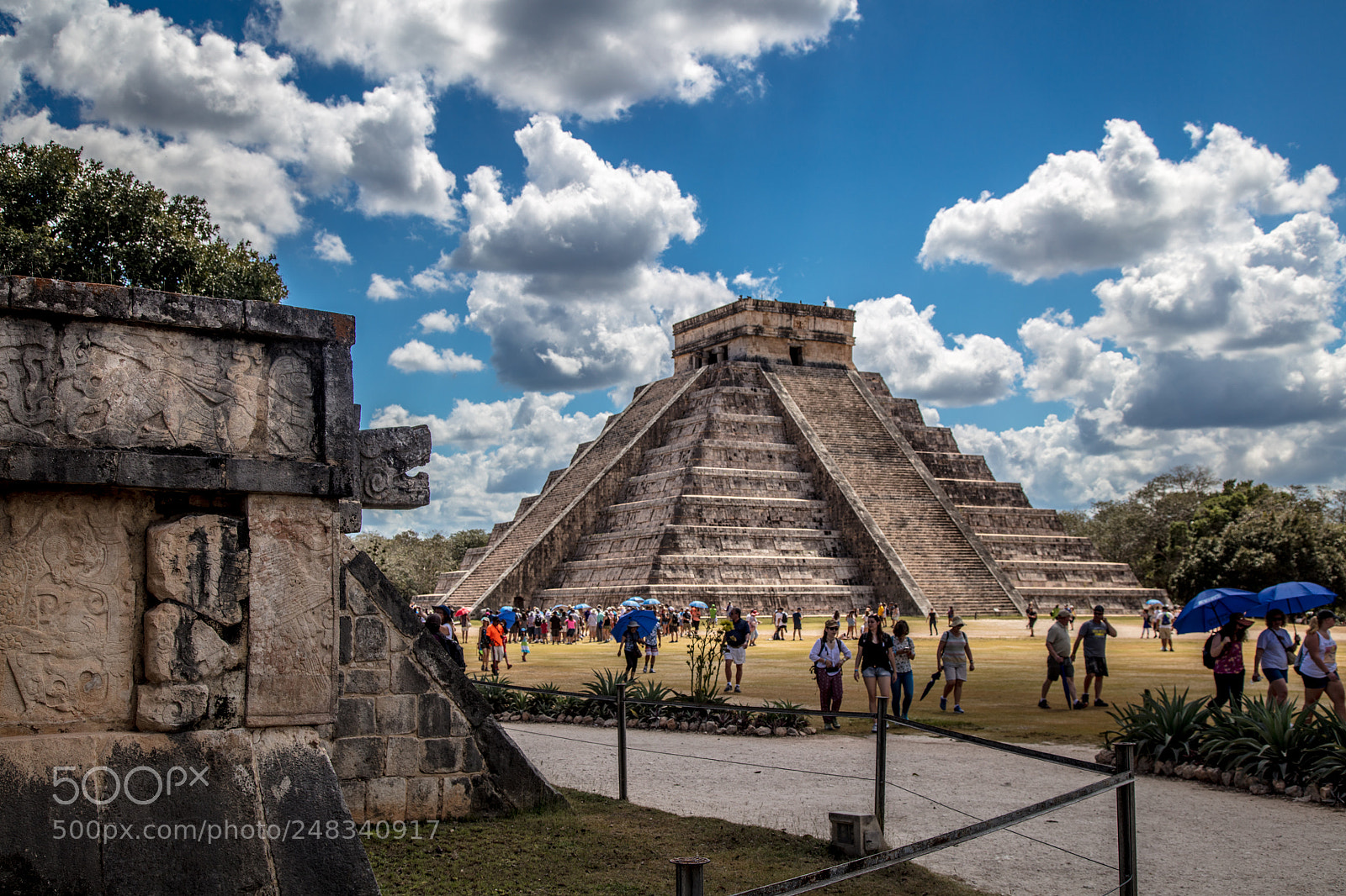 Canon EOS 5DS R sample photo. Kukulcan pyramid photography
